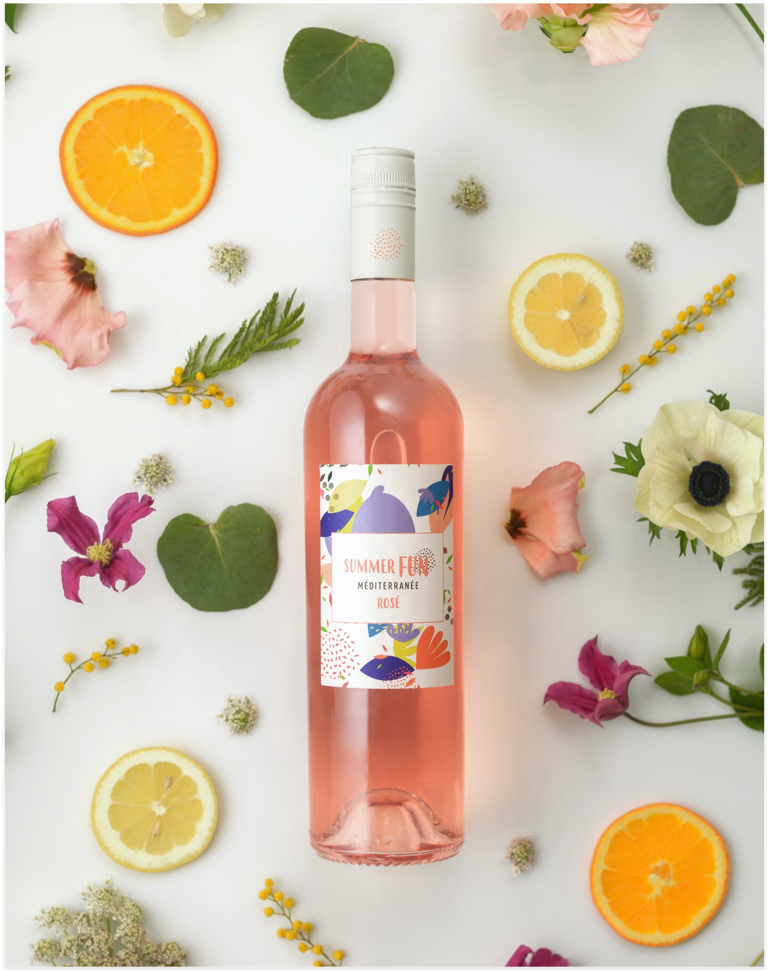 vin-comtadine-3 <b>Packaging & Photographie</b> <br><i>Cave la Comtadine</i>